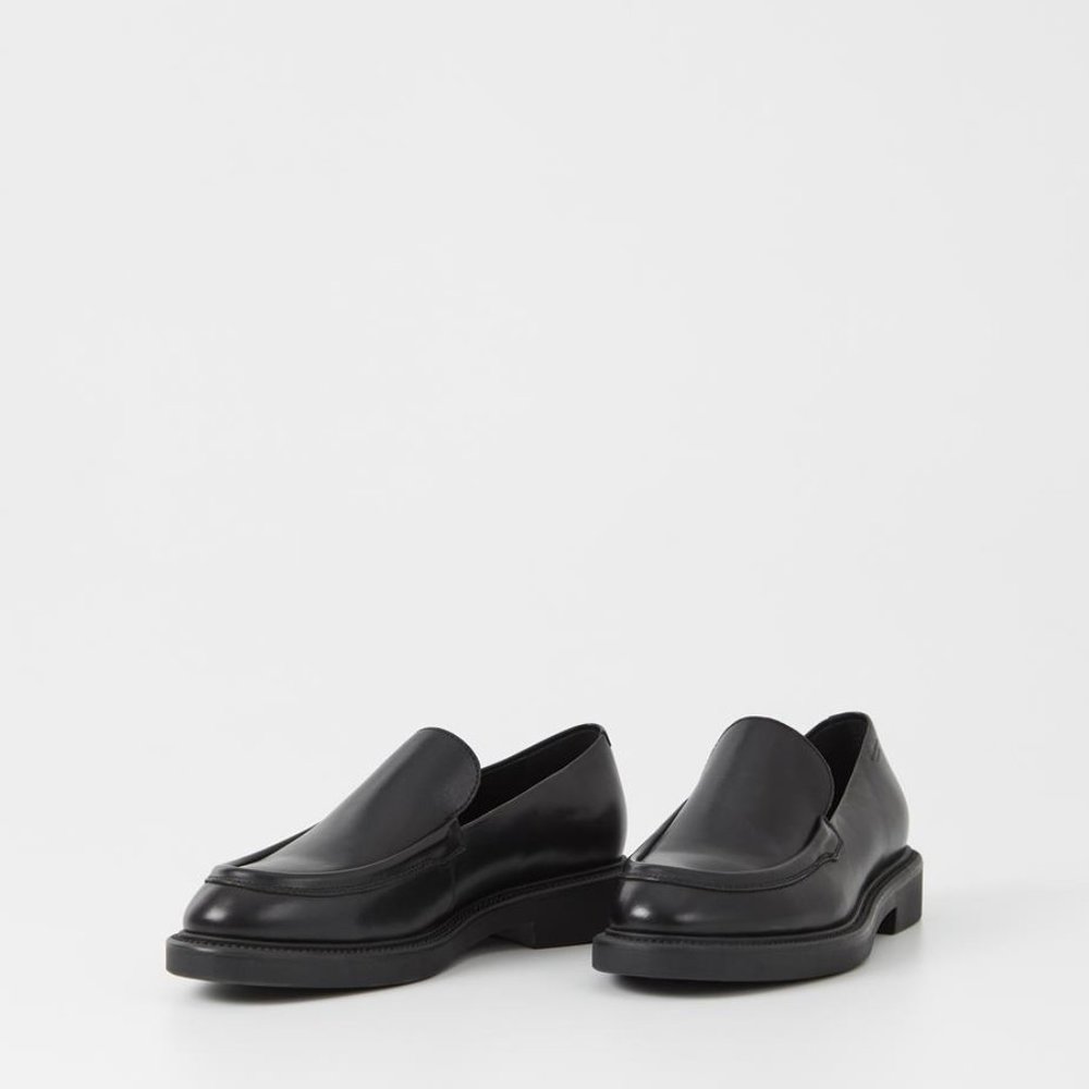 Vagabond Alex W Loafer